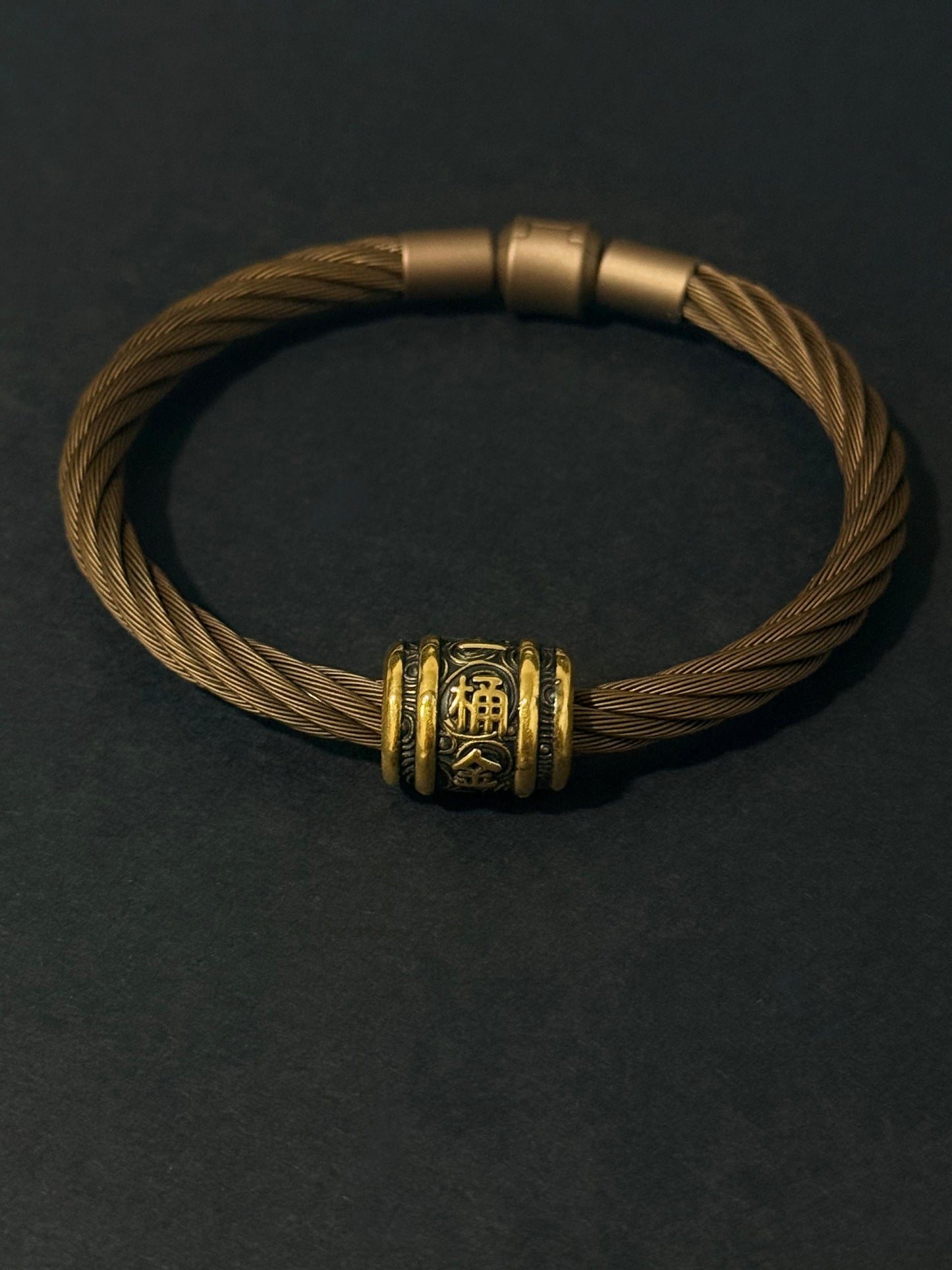 A Bucket of Gold Charm 一桶金
