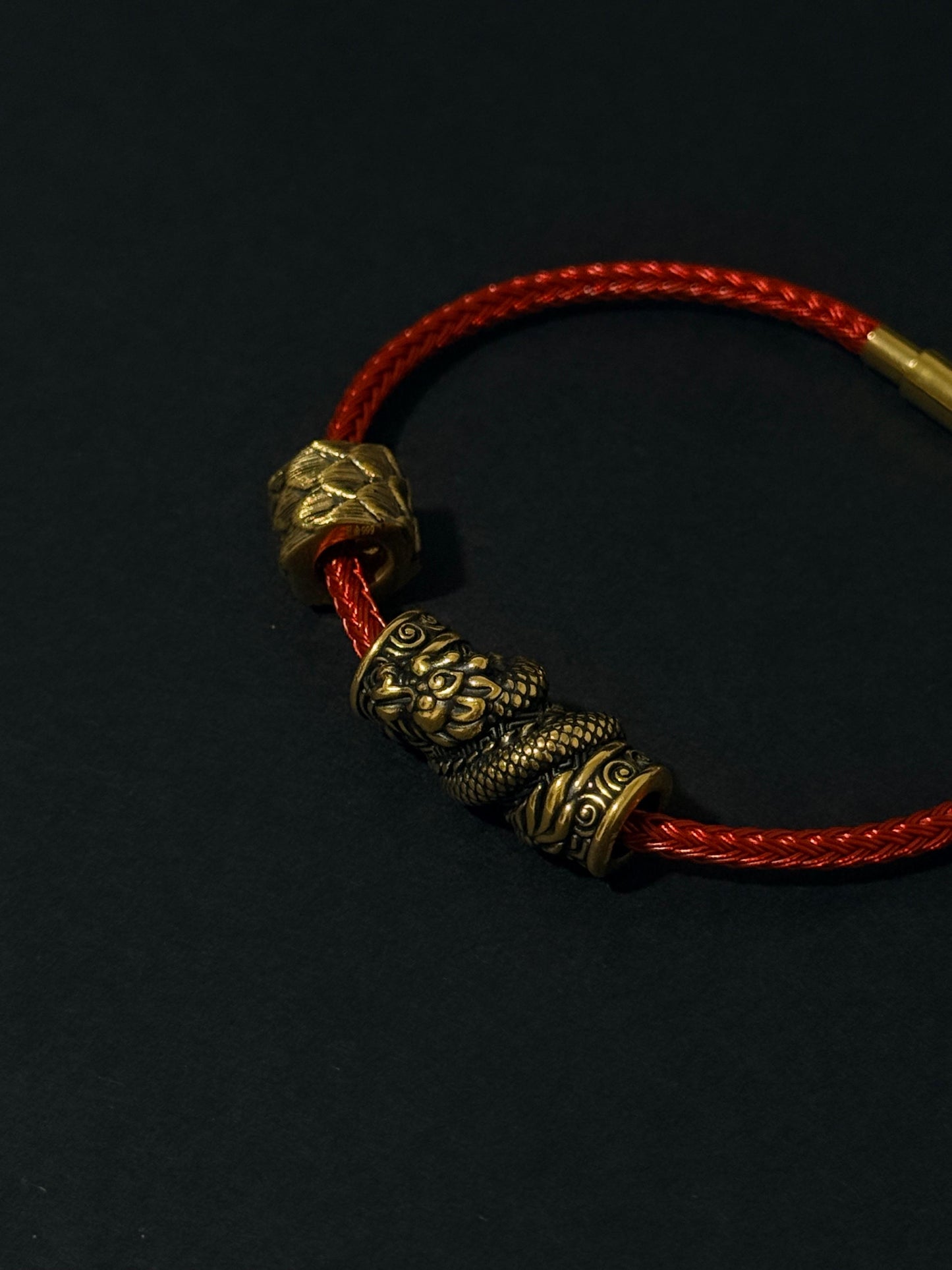 Fortune Dragon Black Gold Charm 富贵龙
