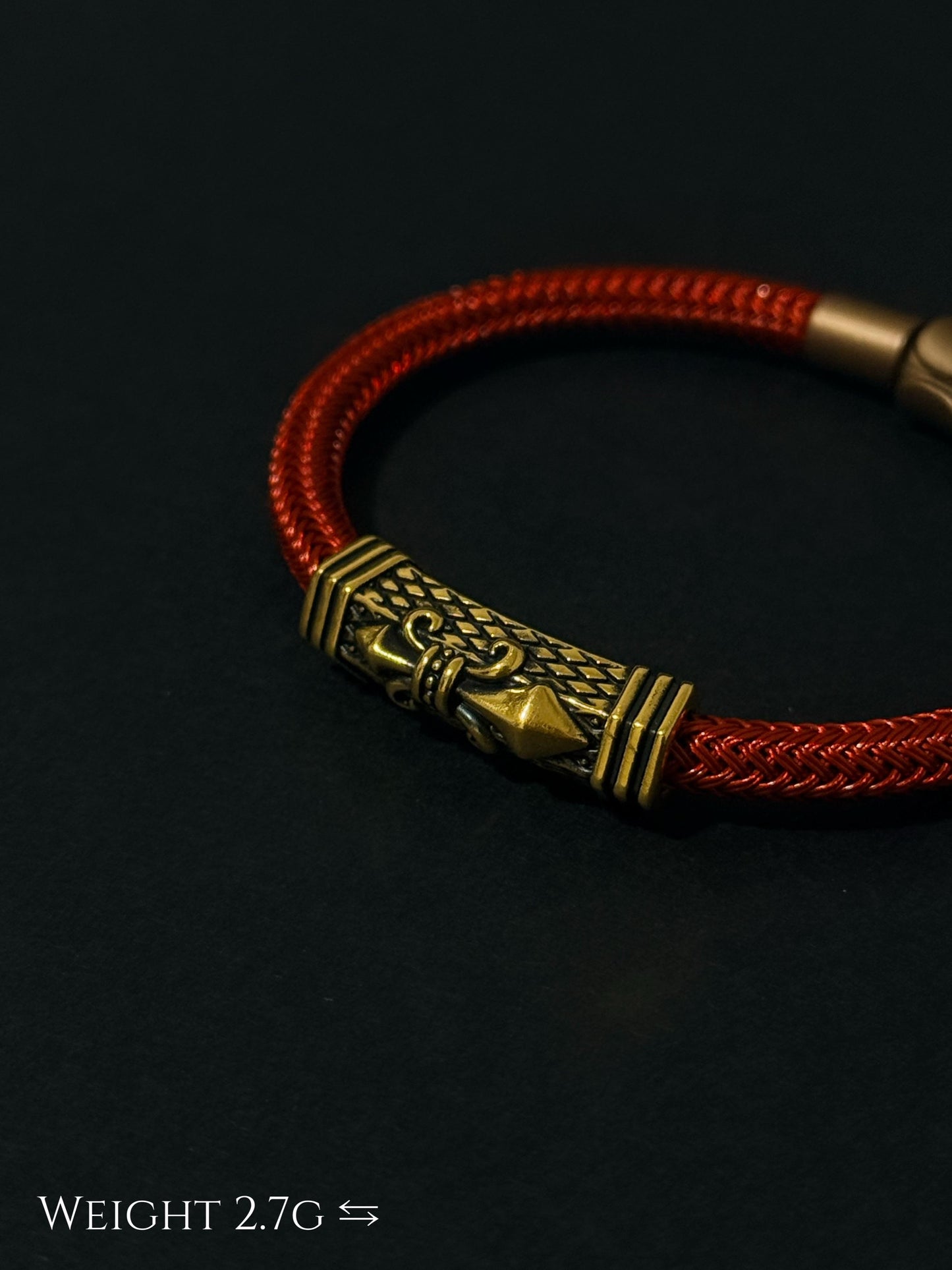 The Fleur-de-Lis Barrel Charm 鸢尾花