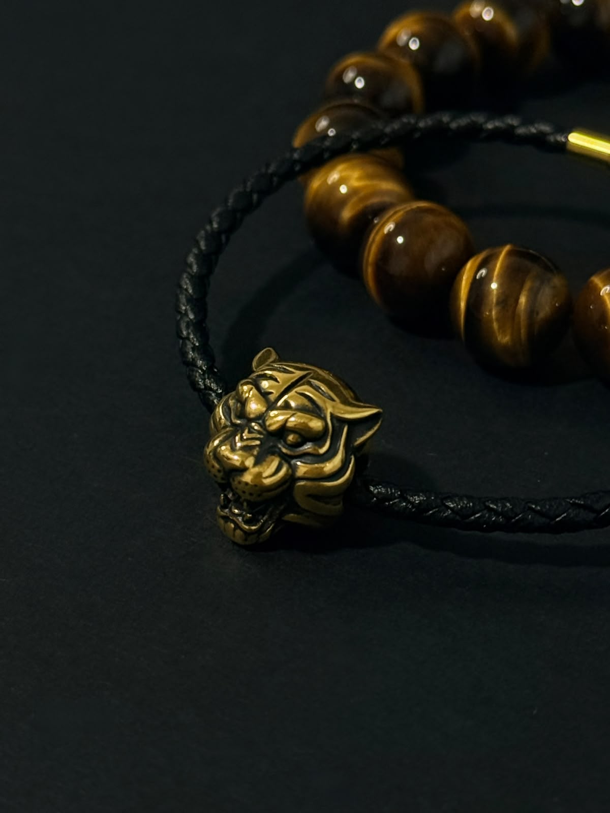 The Alpha Tiger Head Charm 权威虎头