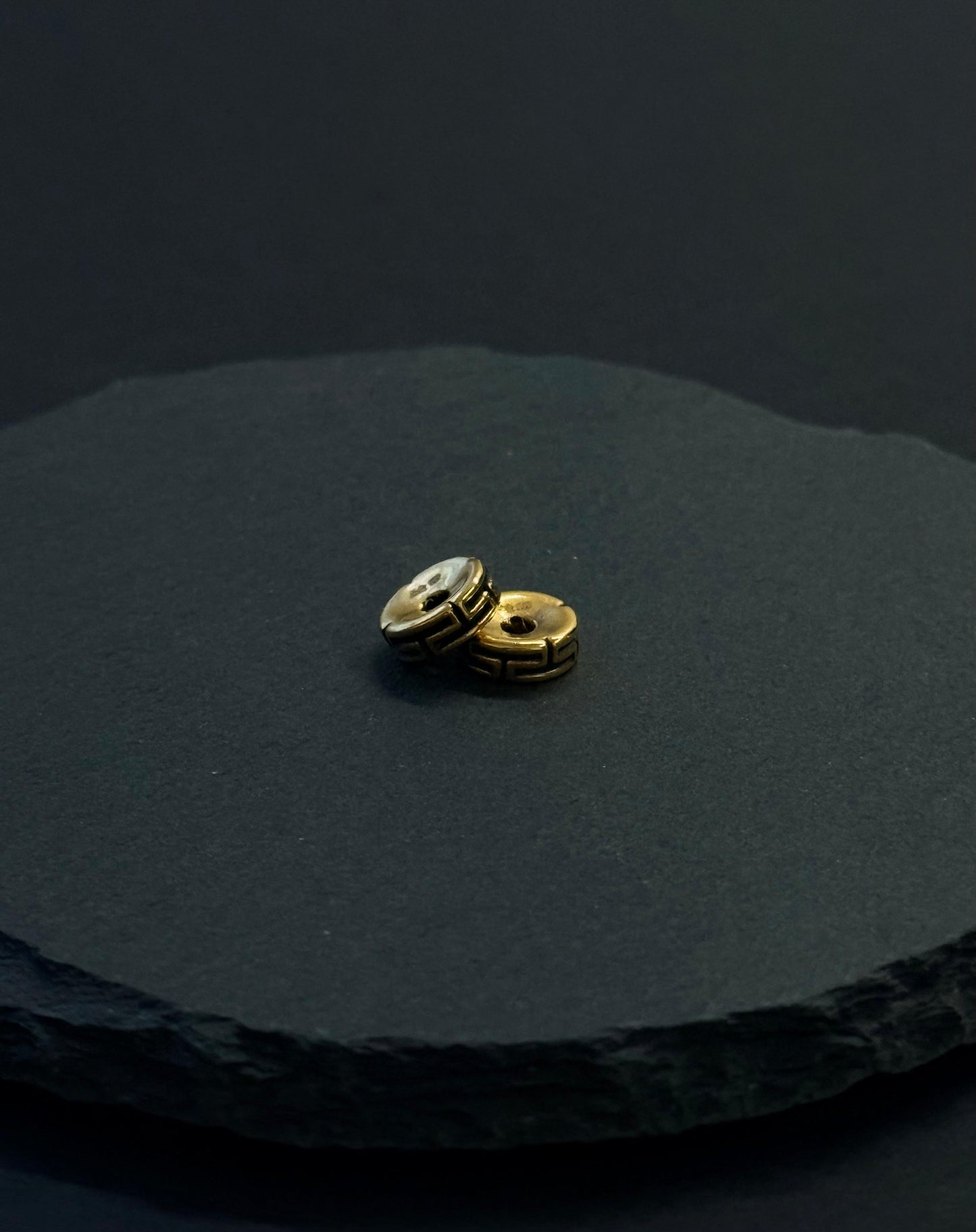 Gothic Spacer Black Gold Charm